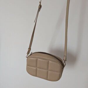 Cross-body H&M purse
